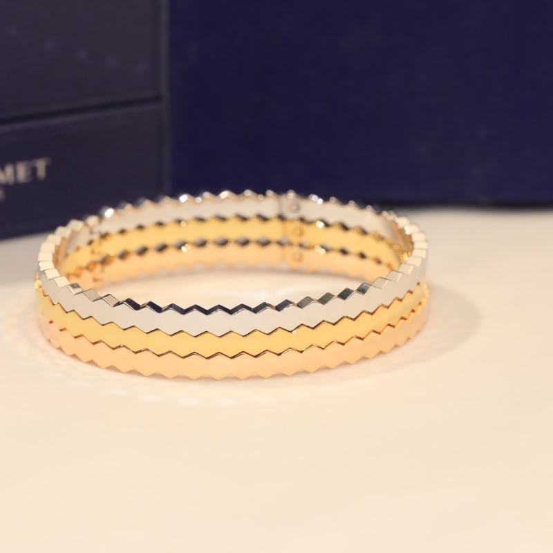 CHAUMET